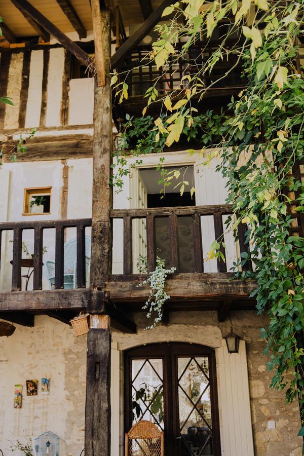 La Maison Bleue Villeréal Exterior foto